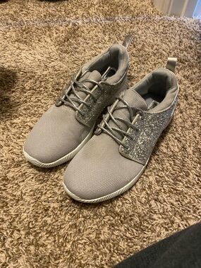 Women’s Glitter Detail Athletic Sneakers - Gray